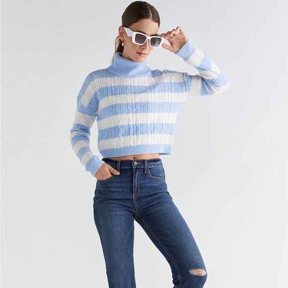 Francesca's Collections Blue and Cream Cowl Neck Sweater - Picture 4 of 7